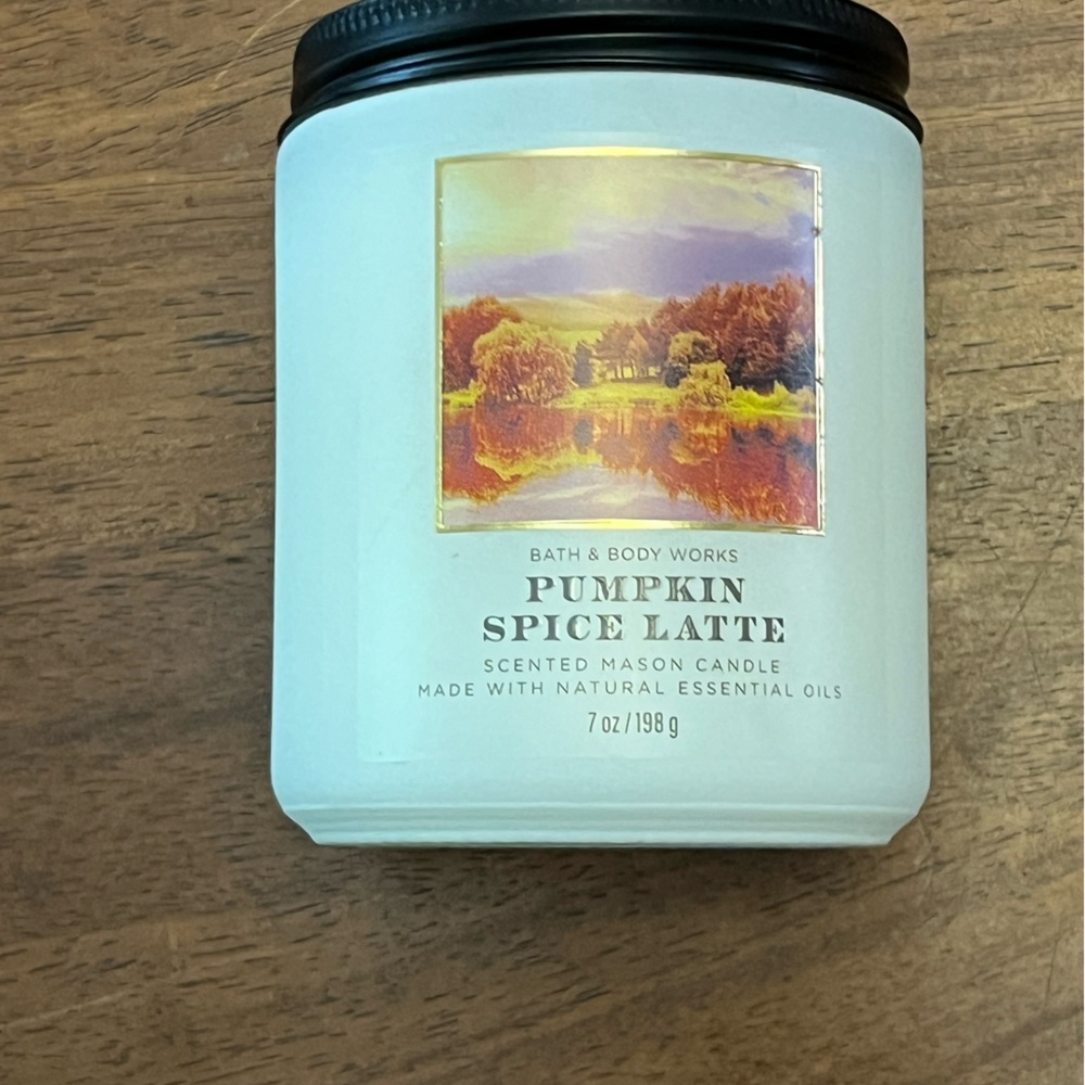 BRAND NEW! Pumpkin Spice Latte Candle